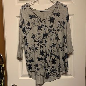 3/4 sleeved light weight shirt